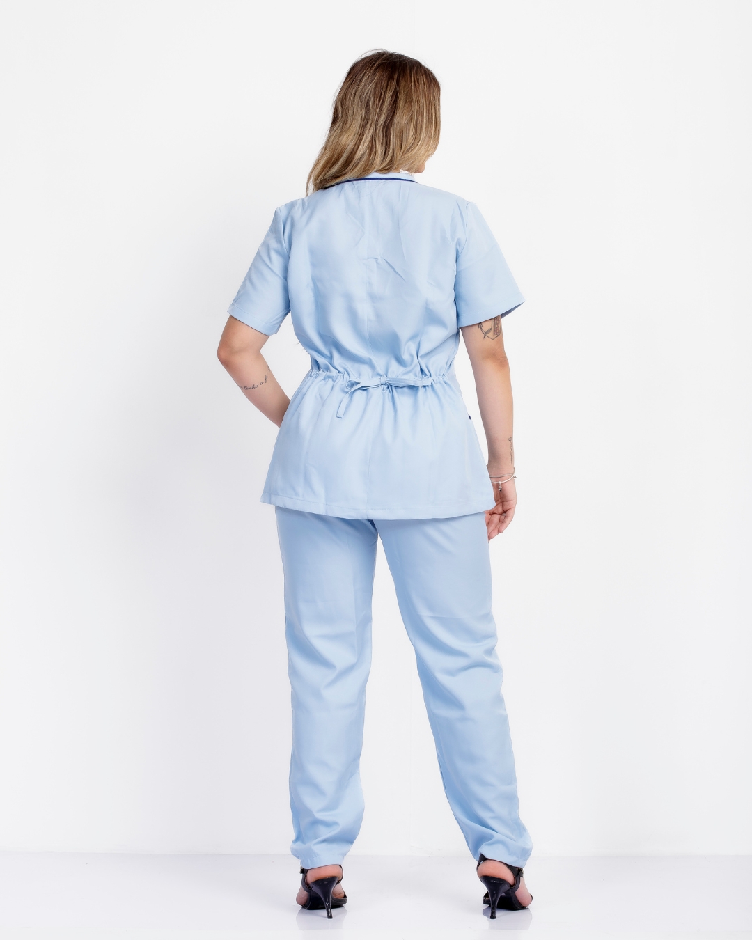 Pijama Cirúrgico Celina Gabardine Azul Bebê - Imagem 5